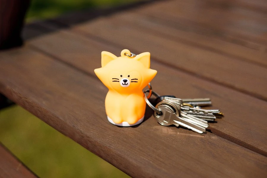 InnoGiO raktų pakabukas lemputė kačiukas GIOkeyring GIO-151