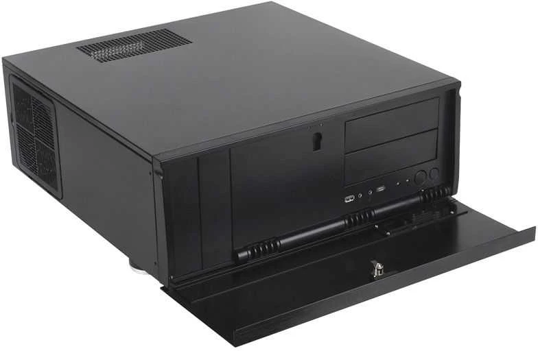 „SilverStone SST–GD07B–C“ – „Grandia Airflow“ stacionarus kompiuteris, USB–C – juodas