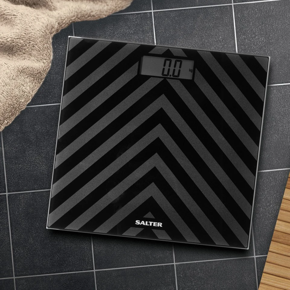 Skaitmeninės vonios svarstyklės Salter Chevron Two Tone, 180 kg, juodos