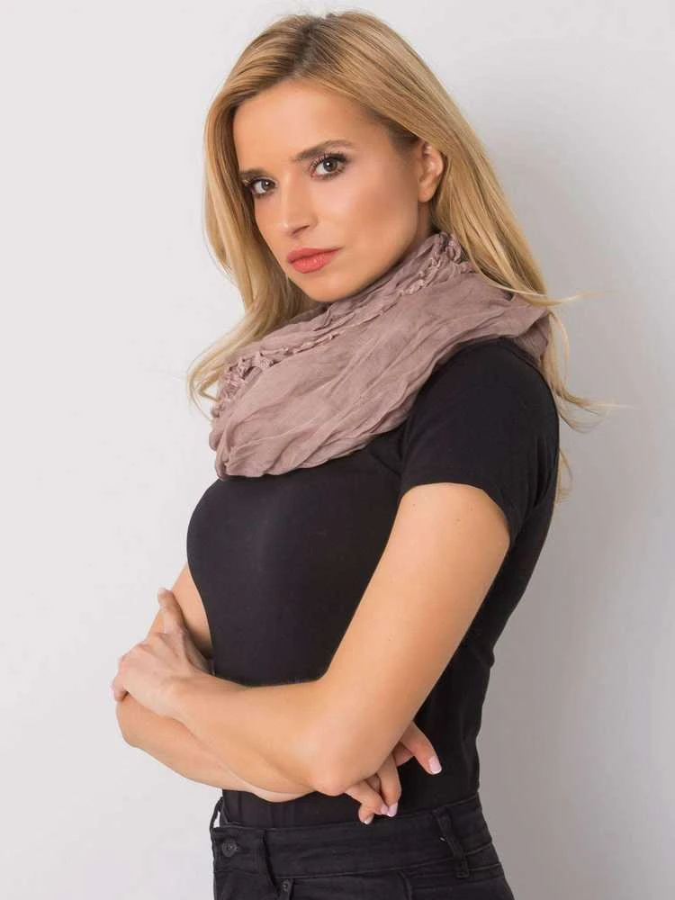 Skara šviesiai ruda