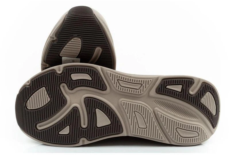 Skechers Bobs Skillz vyriški sportbačiai smėlio spalvos, lengvai įsispiriami