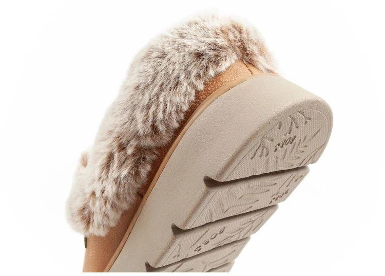Skechers Cozy Blend moteriški šlepečių tipo batai, apšiltinti įsispiriami sportbačiai
