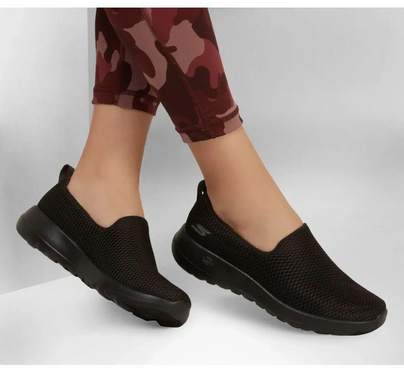 Skechers GO Walk Joy W 15600BBK batai