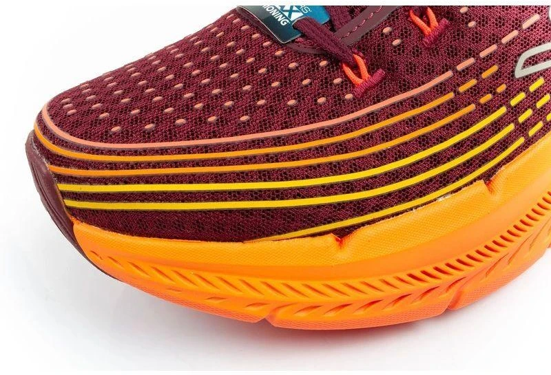 Skechers Max Cushioning M 220835/BURG bėgimo bateliai