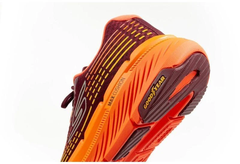 Skechers Max Cushioning M 220835/BURG bėgimo bateliai