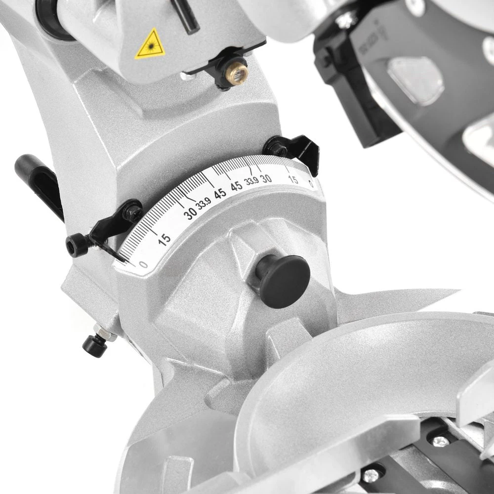 Skersavimo pjūklas HECHT 820, su lazeriu