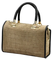 Skórzany kuferek Camilla PREMIUM 10.019 CROCO su paskiem