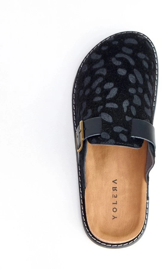Šlepetės moteriškos juodos margintos panteros raštu korkinė platforma Diane