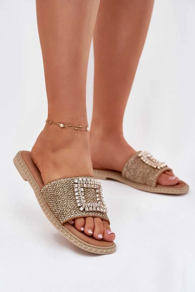 Šlepetės smėlio spalvos su blizgiomis detalėmis kasdienai Ideal Shoes