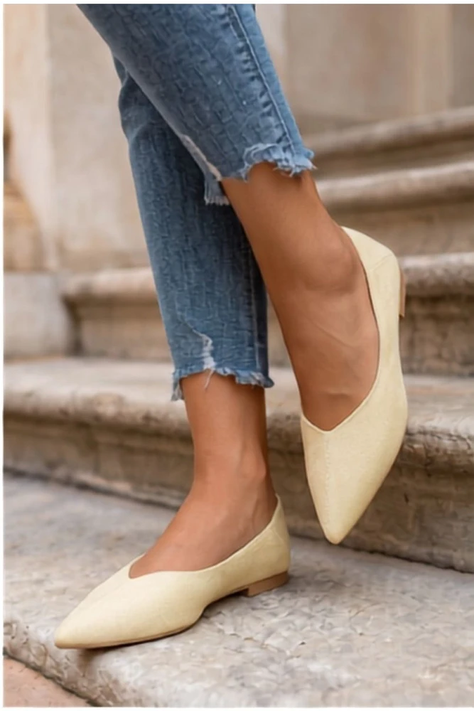 Smailėjanti nosis balerinos Step in style