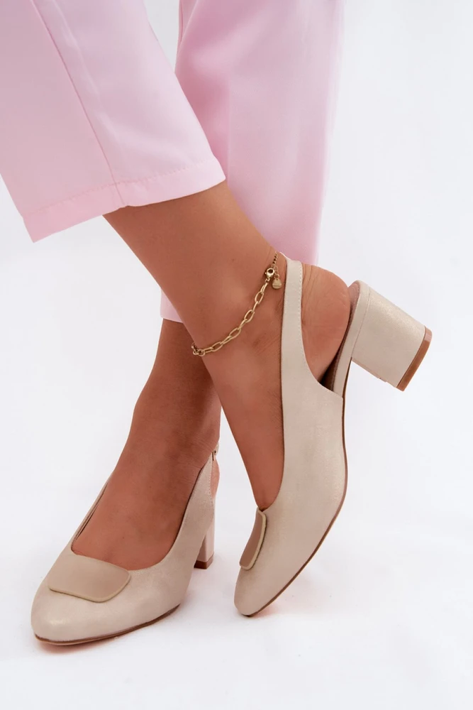 Smėlio spalvos basutės su kulnu Step in style