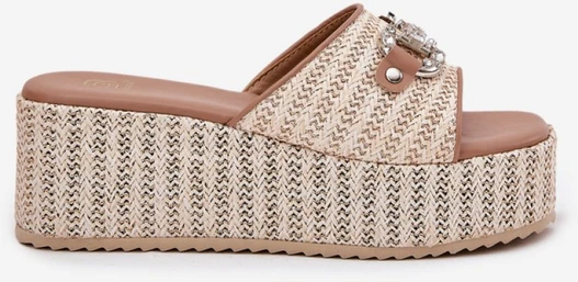 Smėlio spalvos basutės su platforma Step in style