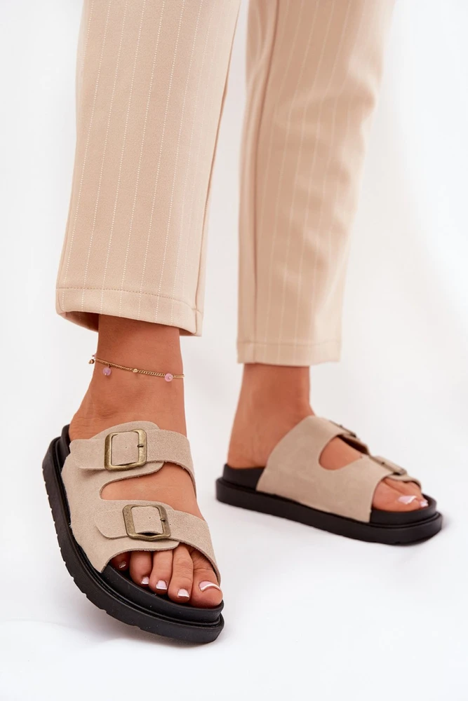 Smėlio spalvos basutės su sagtimis Step in style