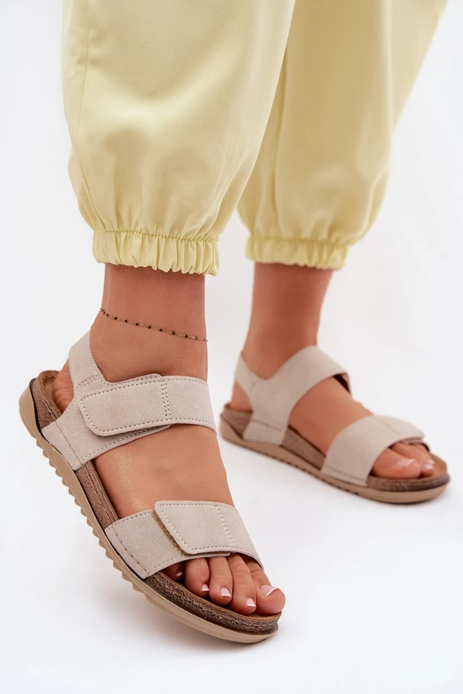 Smėlio spalvos moteriški sandalai 36–41