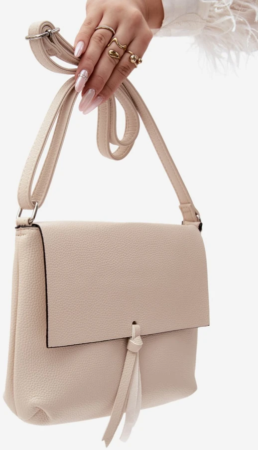 Smėlio spalvos rankinė per petį su užtraukiama kišene Step in style
