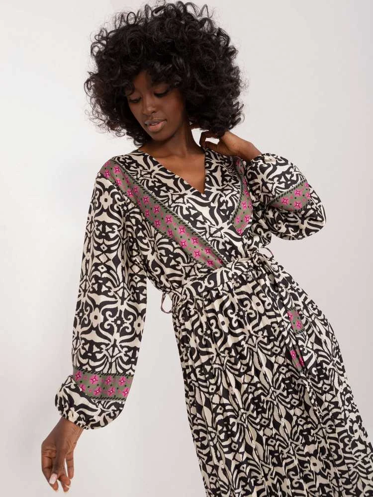 Smėlio spalvos suknelė