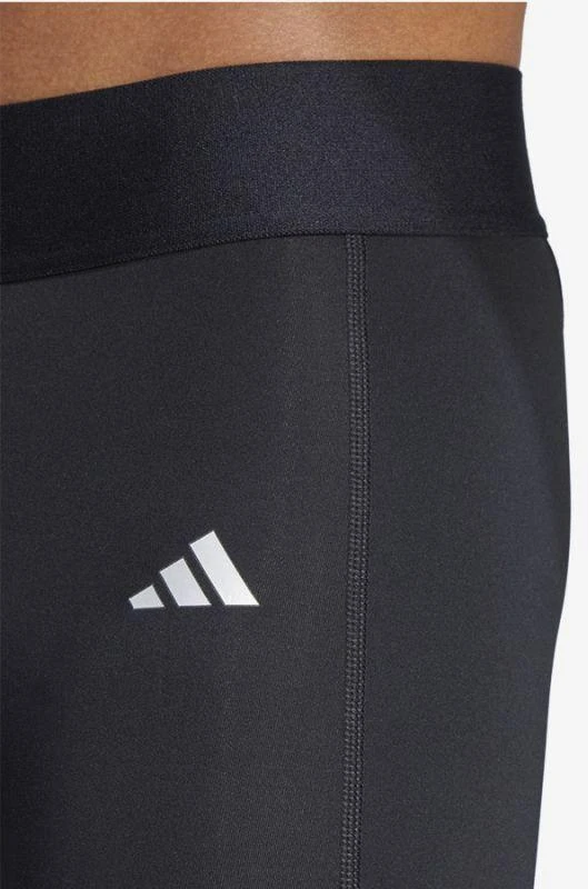 Šortai Adidas TechFit M JP1477