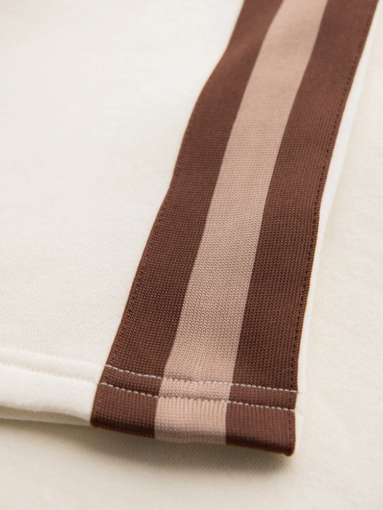 Šortai unisex rudi su raišteliu ties juosmeniu