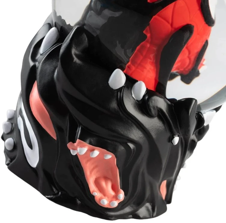ERIK Spider-Man ir Venom stiklinis sniego rutulys su dovanų dėžute
