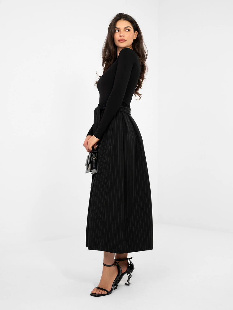 Spódnica-IT-SD-21081.18-juoda
