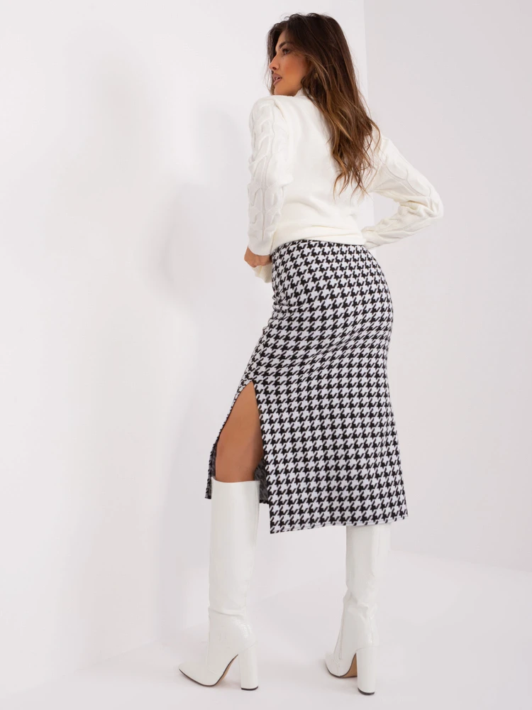 Spódnica-LK-SD-509400-1.09P-balta-juoda