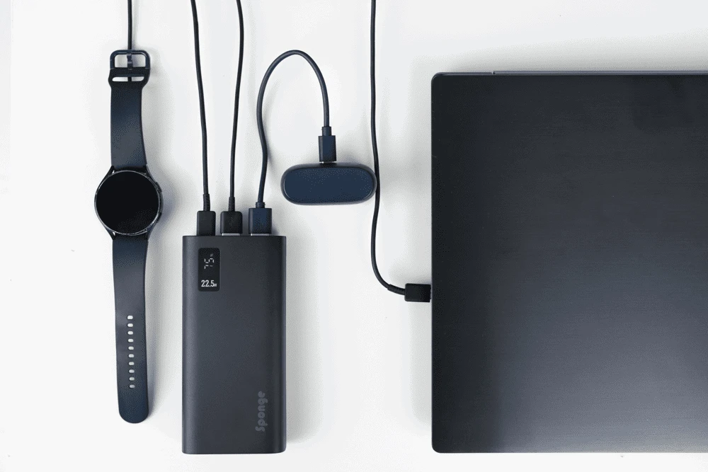 "Sponge Energy 20000 QC" 22,5 W, du USB A ir vienas USB C prievadai