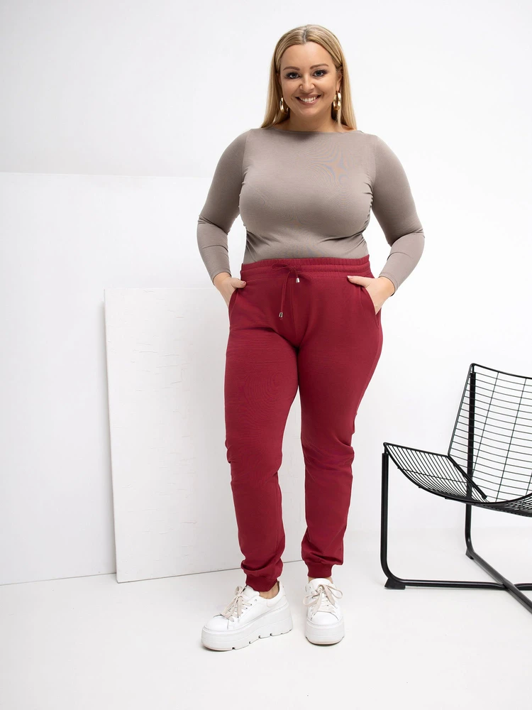 Sportinės kelnės moterims plus size bordo spalvos