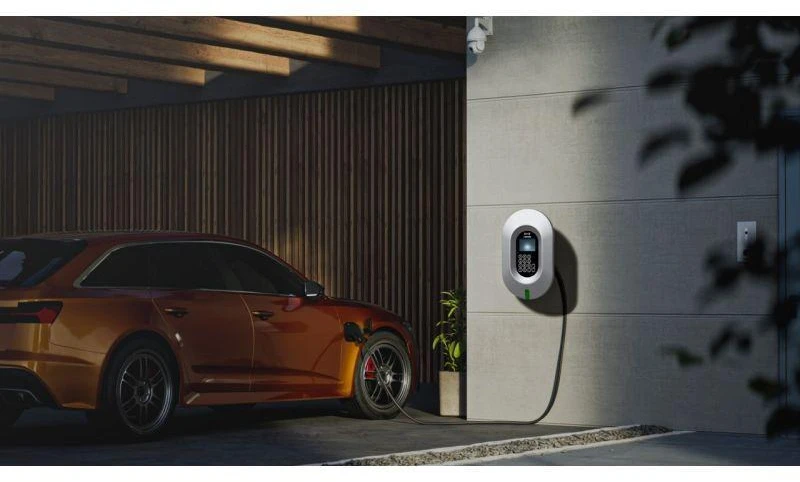 AC STAG EV CORE įkrovimo stotelė (įkrovimo laidas / 230 V lizdas)