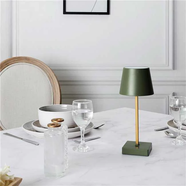 Stalinis LED šviestuvas (Žalia/Aukso, 26 cm)