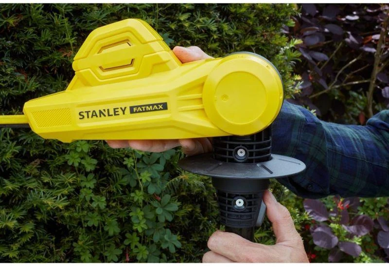 Stanley akumuliatorinės gyvatvorių žirklės aukštam kirpimui SFMCPH845M1, V20, 45cm, 1x4.0Ah