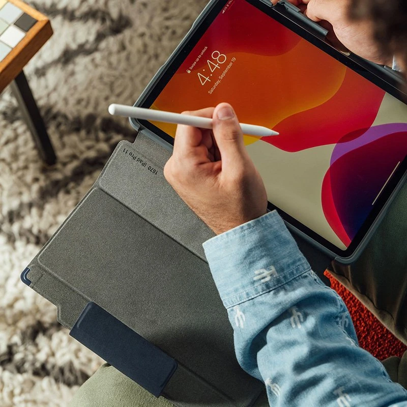 STM Dux Plus - Rugged dėklas skirtas Apple iPad 11" 2025 / 10.9" 2022 MIL-STD-810G with Apple Pieštukas Holder Juodas EDU/COM Version