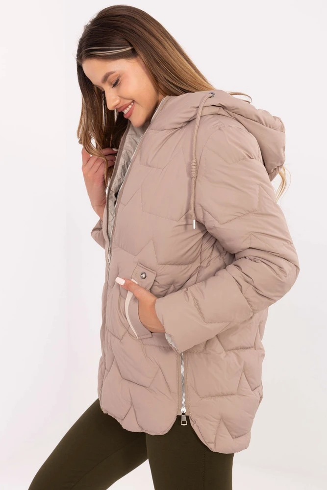 Striukė MBM juoda su užtrauktuku – universalus pasirinkimas