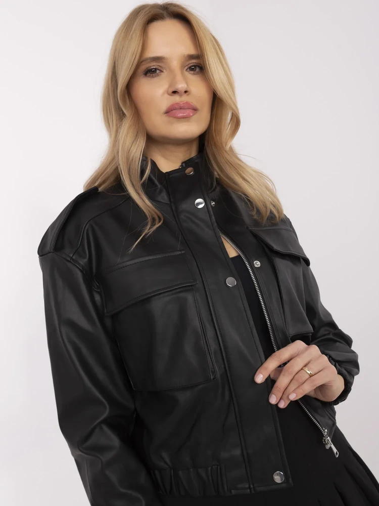 Striukė moterims -NM-KR-T2-2260-1.12-juoda