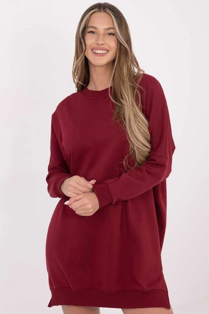Suknelė bordo Makadamia – stiliui ir elegancijai vakarui.