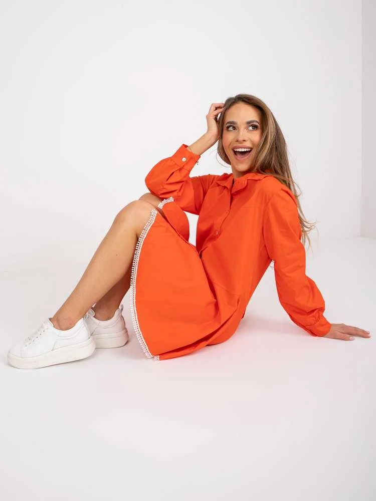 Suknelė oranžinė