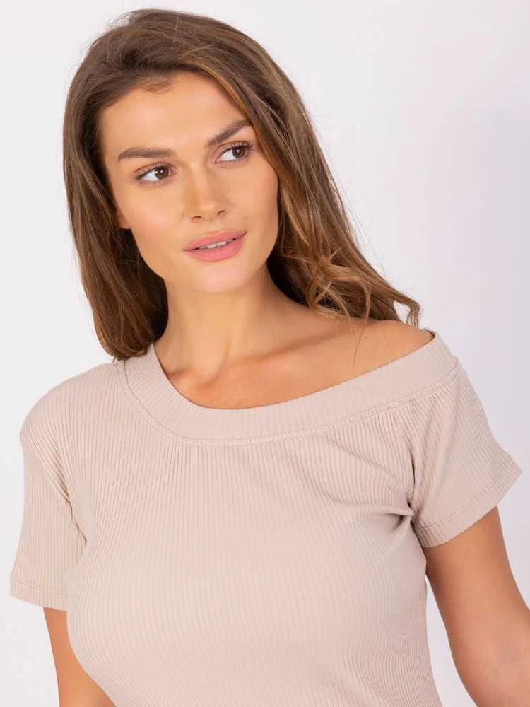 Suknelė smėlio spalvos