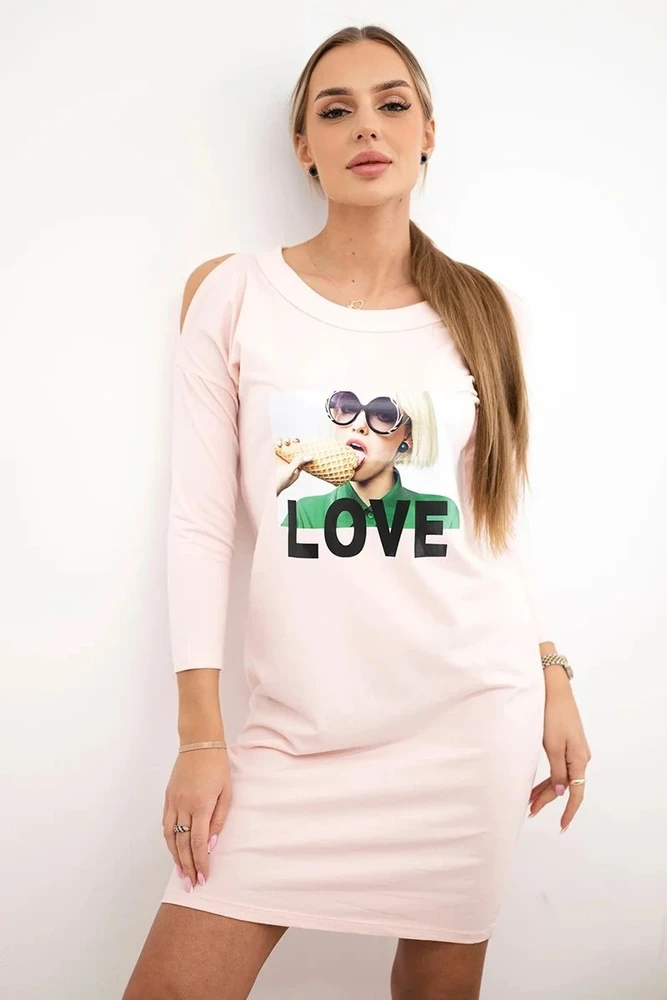 Suknelė su „Love“ užrašu, pudros rožinė