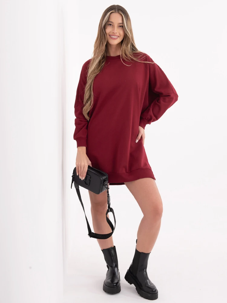 Suknelė bordo Makadamia – stiliui ir elegancijai vakarui.