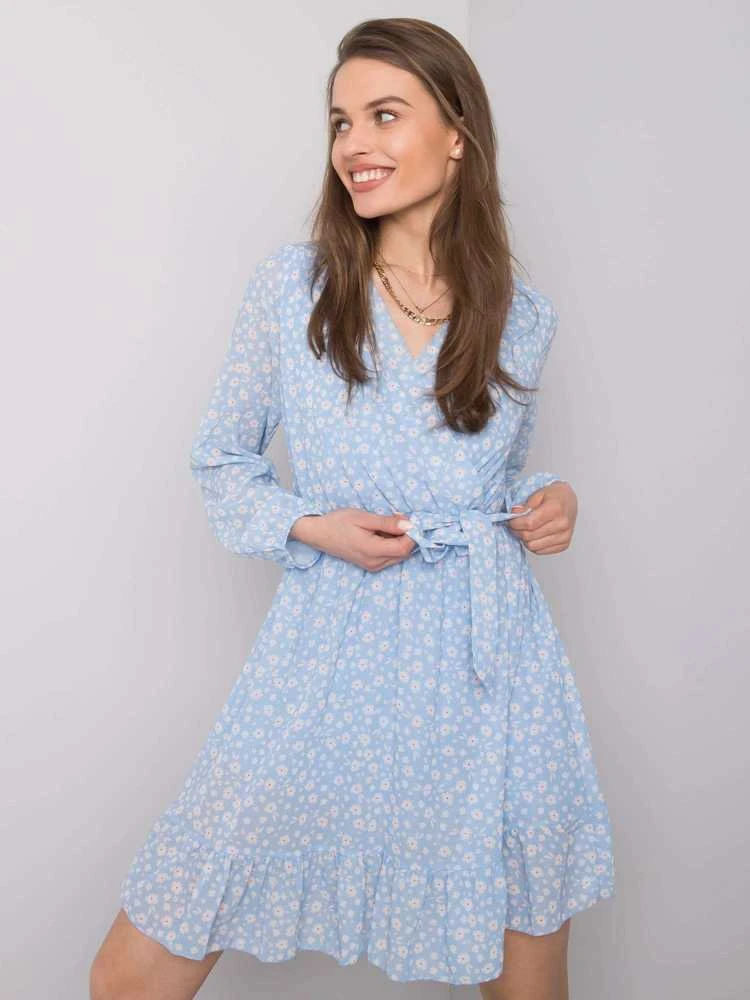 Suknelė šviesiai mėlyna