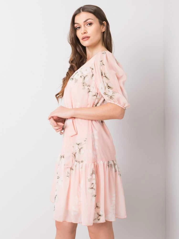 Suknelė šviesiai rožinė