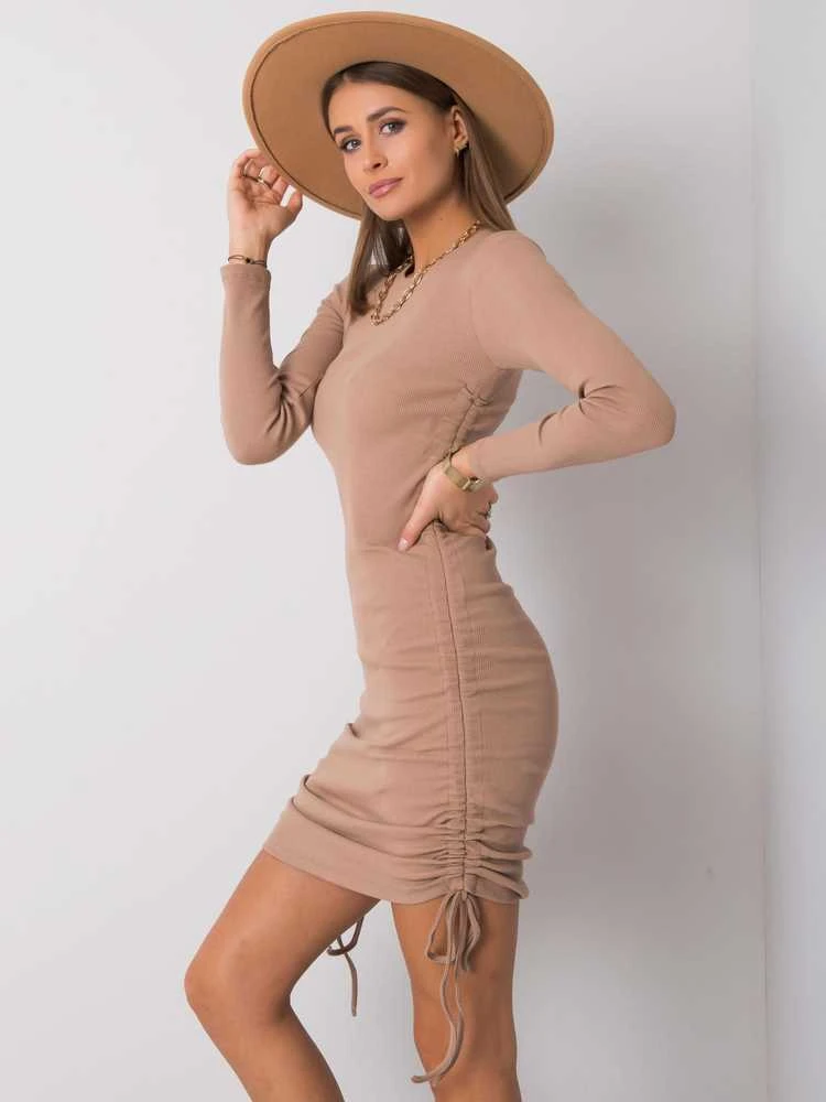 Suknelė tamsiai alyvinė