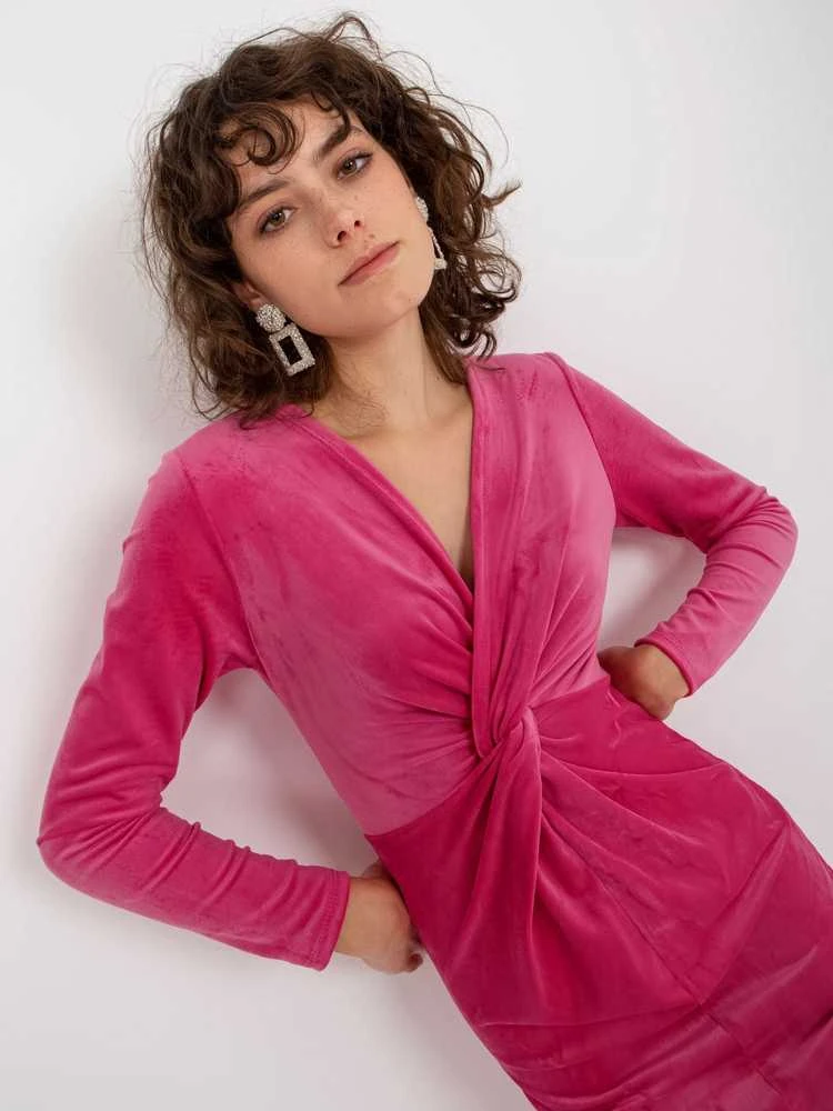 Suknelė tamsiai rožinė
