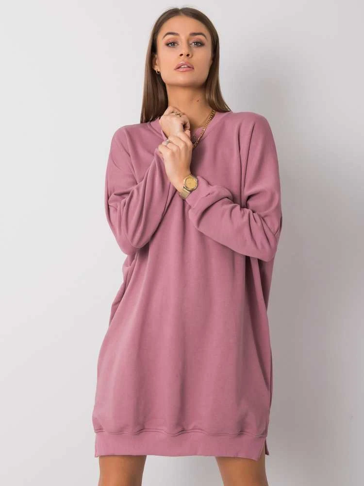 Suknelė tamsiai rožinė Makadamia – elegancijai ir išskirtinumui kiekvienai dienai.