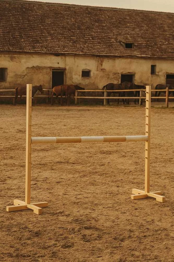 Šuolių kliūtis šviesiai smėlio spalvos medinė 120 cm