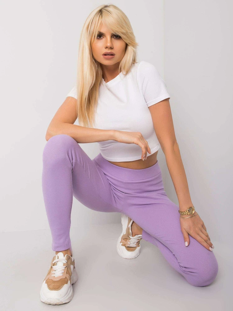 Šviesiai violetinės rumbuotos tamprės