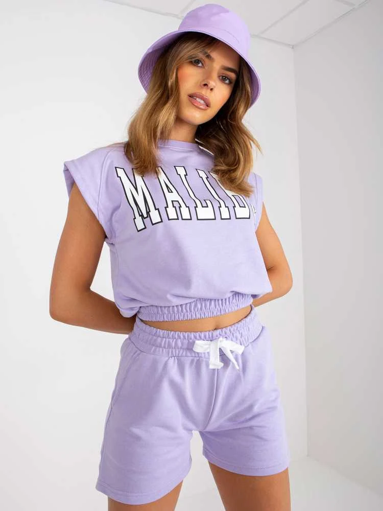 Šviesiai violetinės spalvos rinkinys