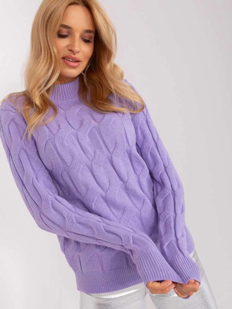Šviesiai violetinis megztinis