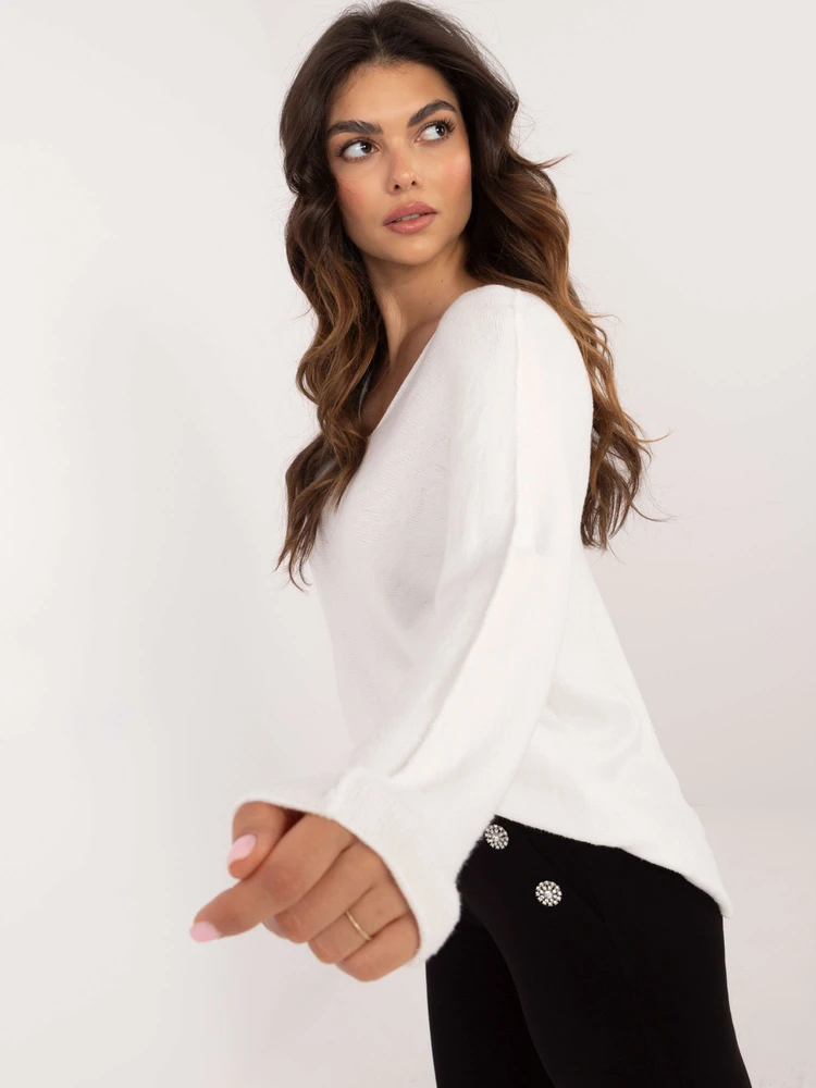 Sweter-IT-SW-0810.08P-balta