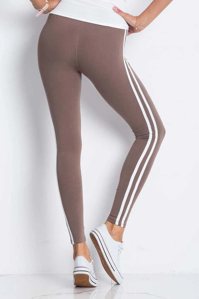 Tamprės rudos
