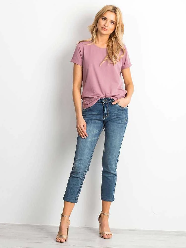 Tamsiai rožinė